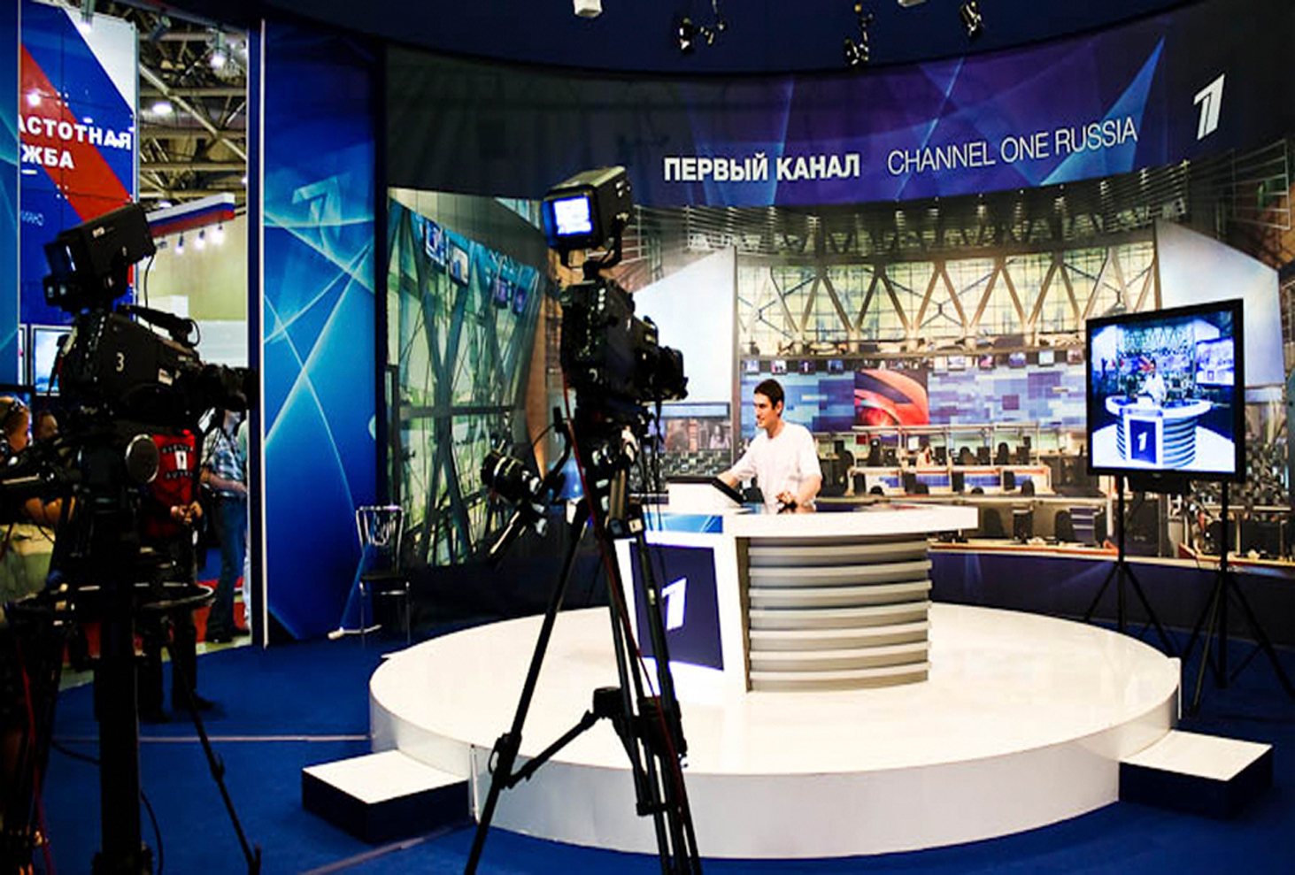 Channel 2013. Первый канал. Первый канал 2013. Реклама первый канал 2013.